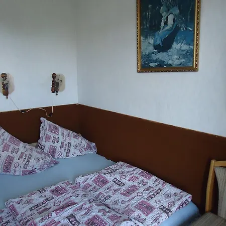 Lonci Neni Haza Penzion Alsóörs