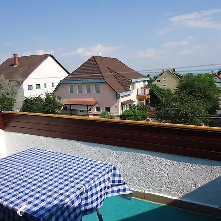 Lonci Neni Haza Penzion *